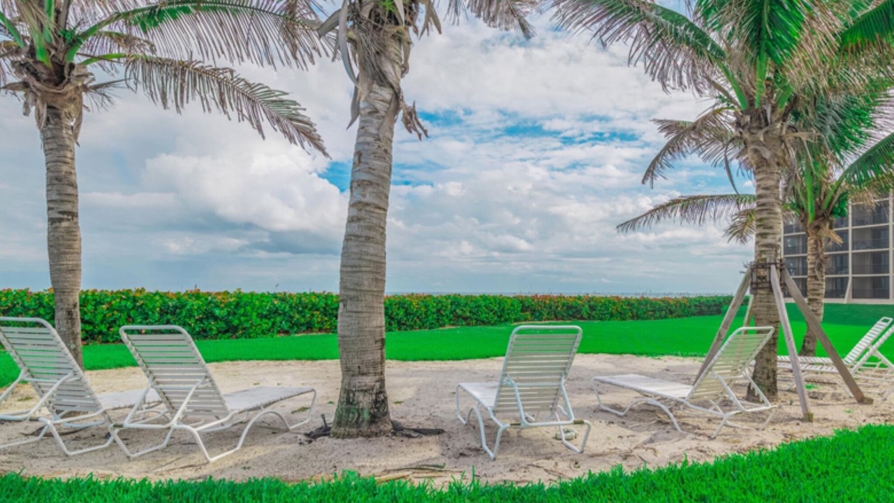 Photo of Outdoor in Hutchinson Island South