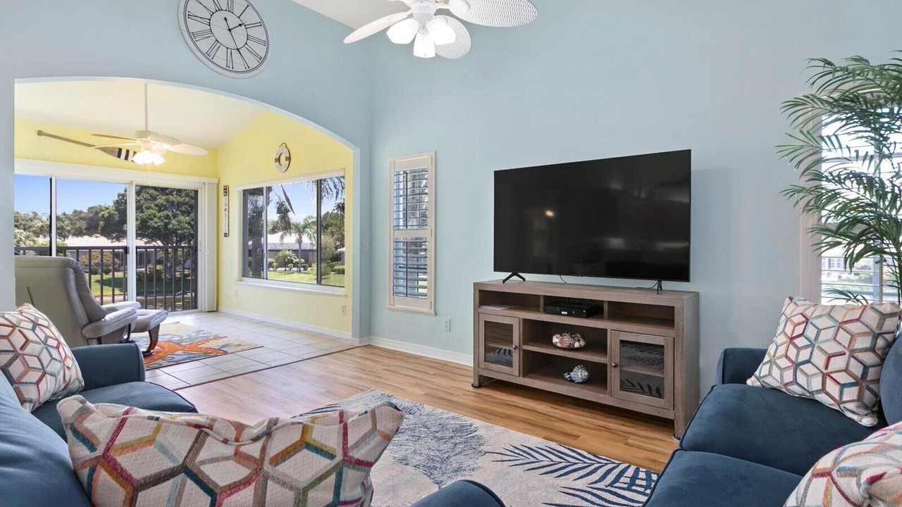 Photo of Livingroom in Plantation