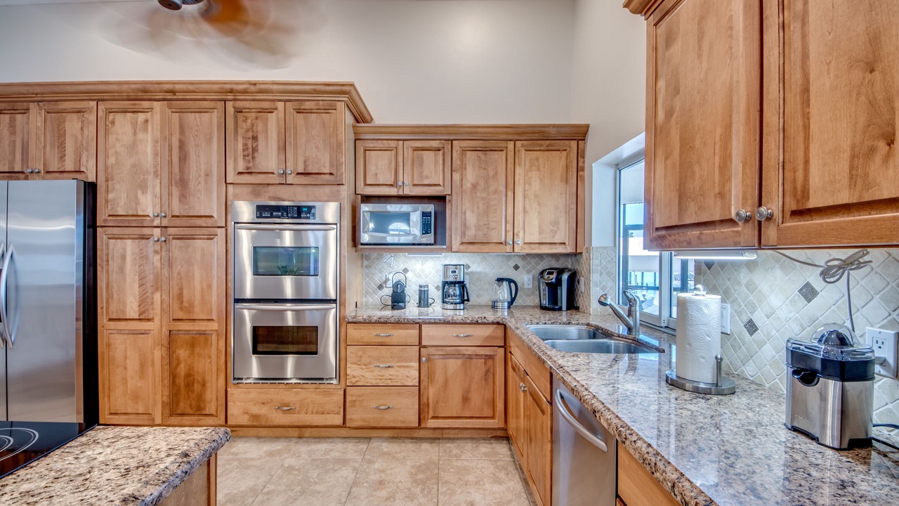 Photo of Kitchen in Yacht Club