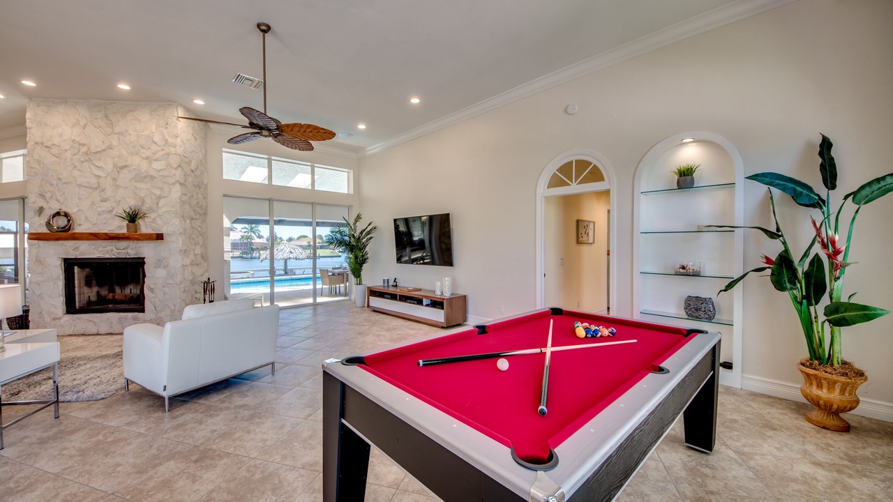 Photo of Bedroom in Yacht Club