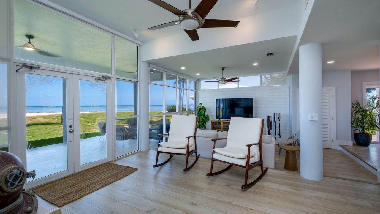 Photo of Livingroom in Coral Cove