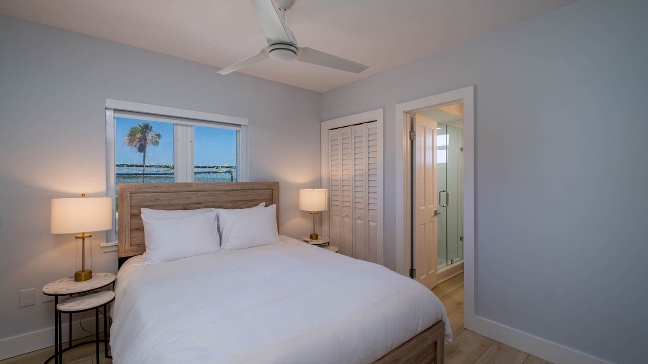Photo of Bedroom in Coral Cove
