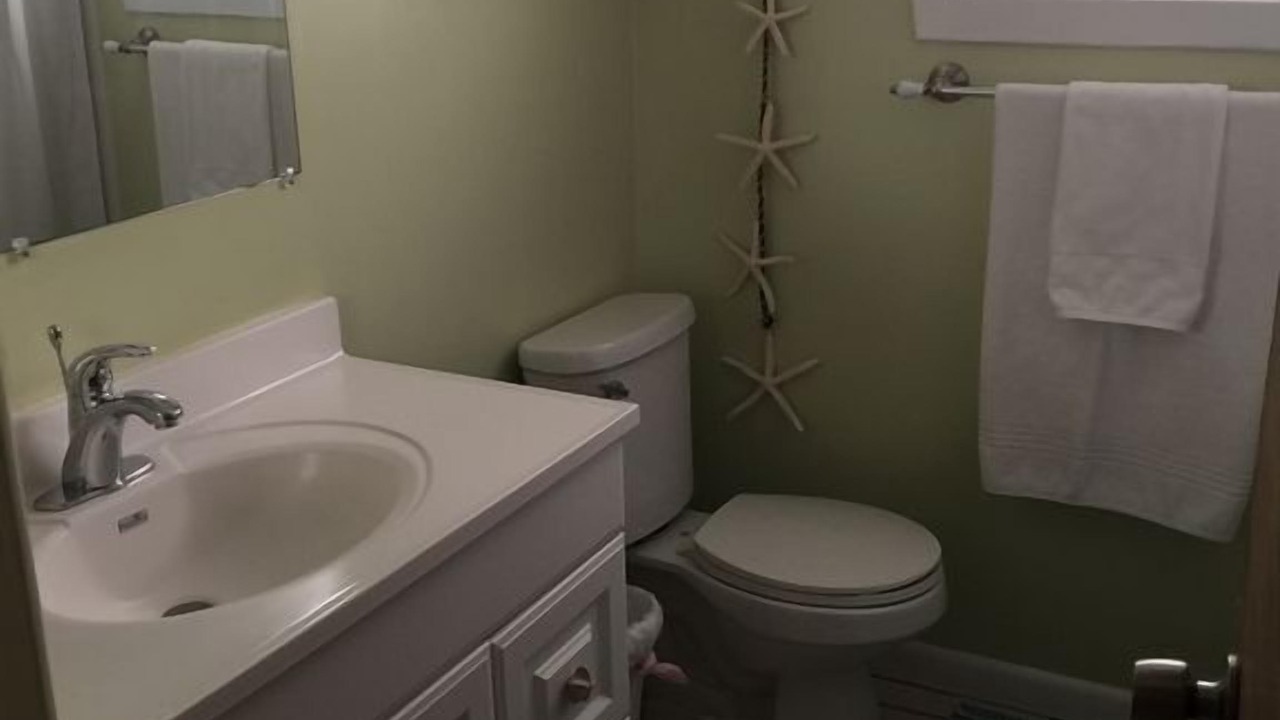 Photo of Bathroom in Cudjoe Key