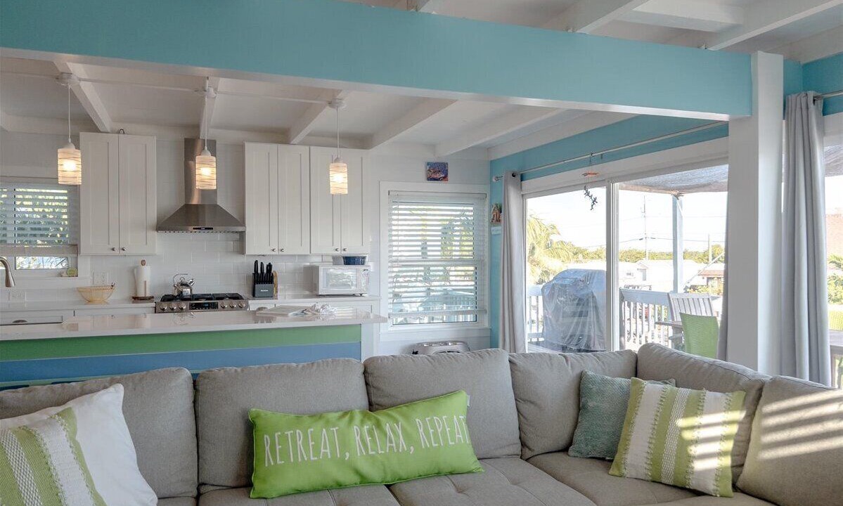Photo of Livingroom in Summerland Key