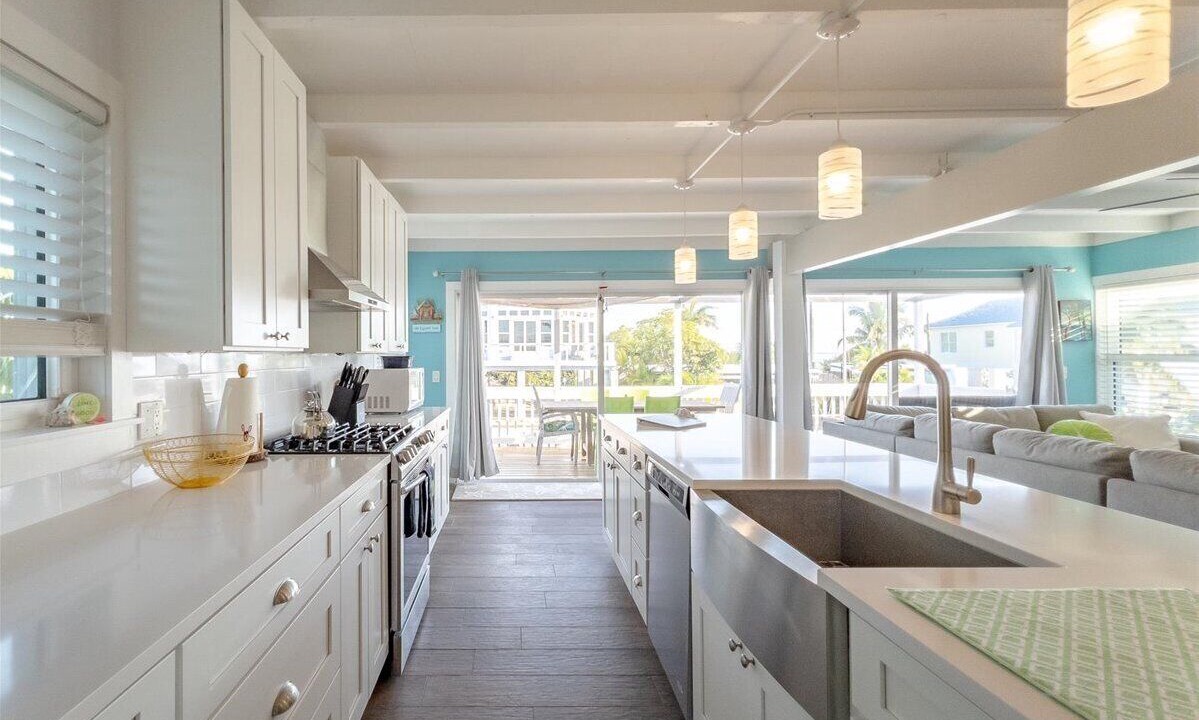 Photo of Kitchen in Summerland Key