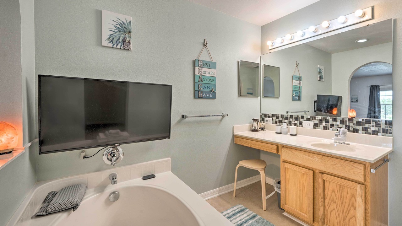 Photo of Bathroom in Haines City