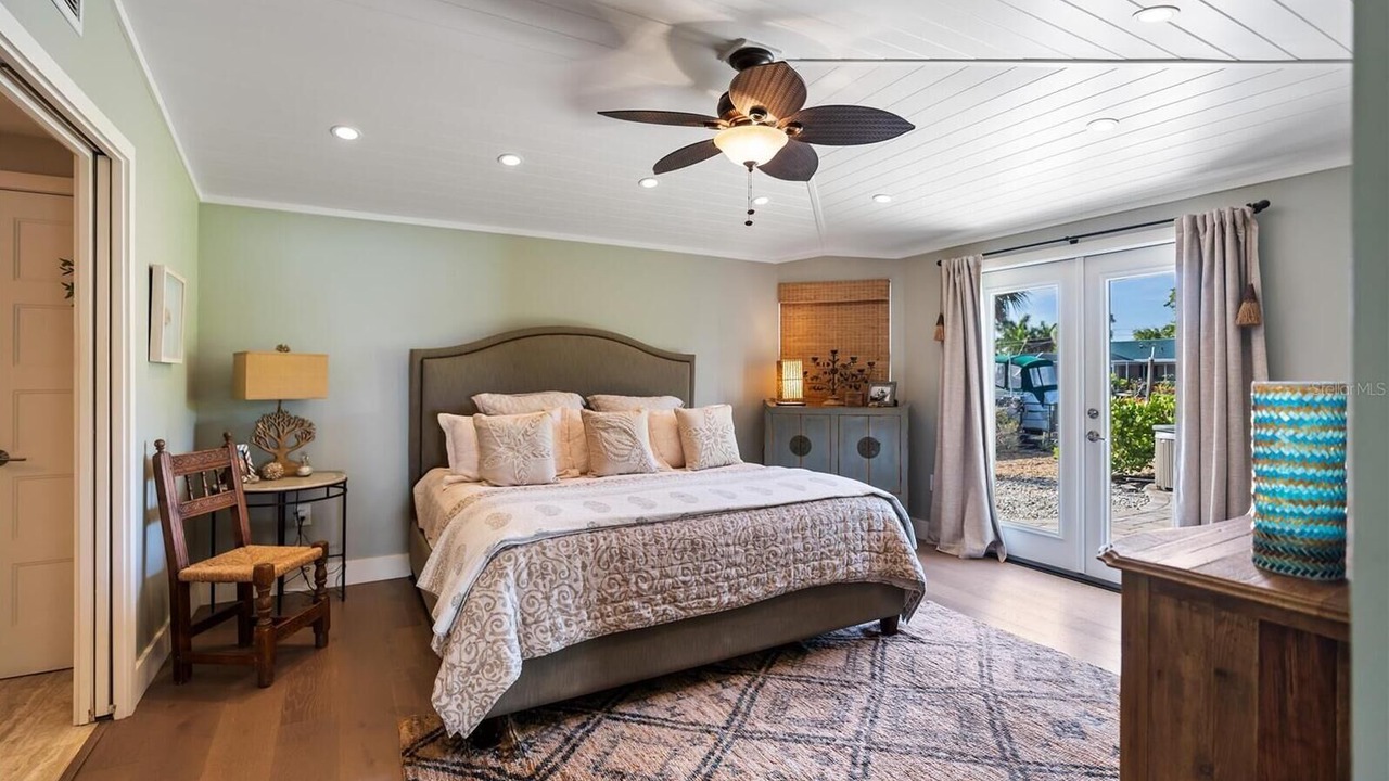 Photo of Bedroom in Siesta Key