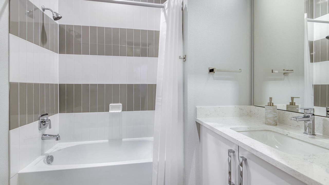 Photo of Bedroom in Loughman