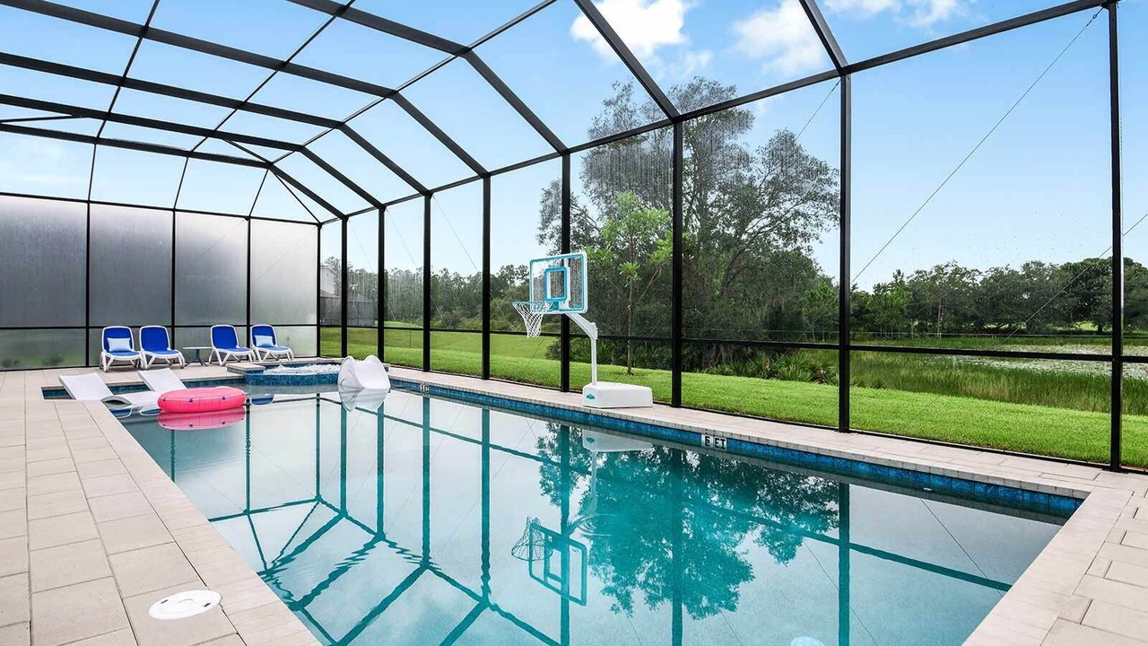 Photo of Outdoor in Loughman