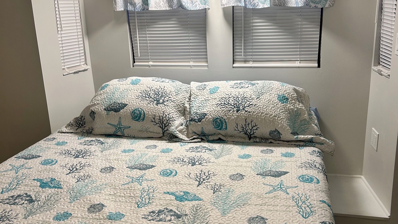 Photo of Bedroom in Iona