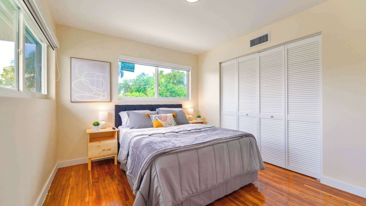 Photo of Bedroom in Northeast Miami