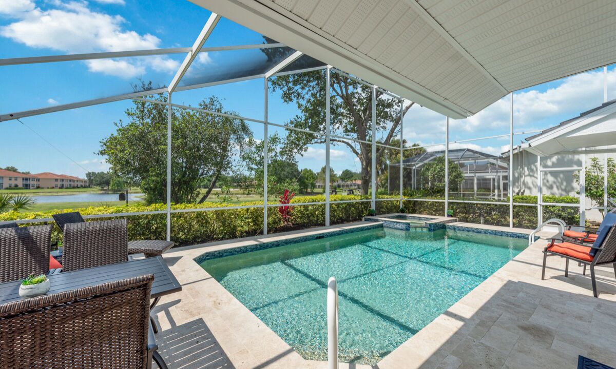 Photo of Outdoor in Naples
