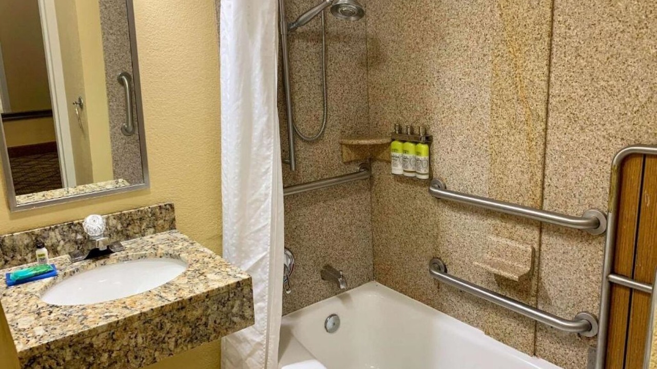 Photo of Bathroom in Miami Springs