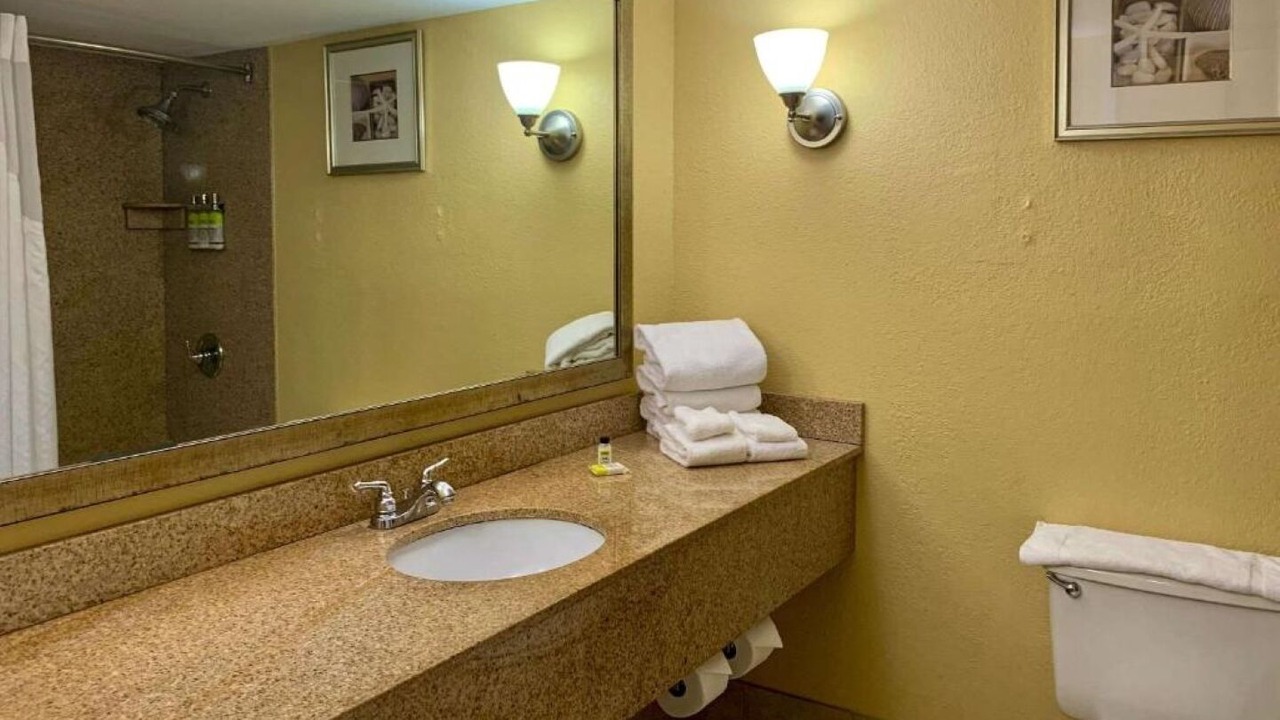 Photo of Bathroom in Miami Springs