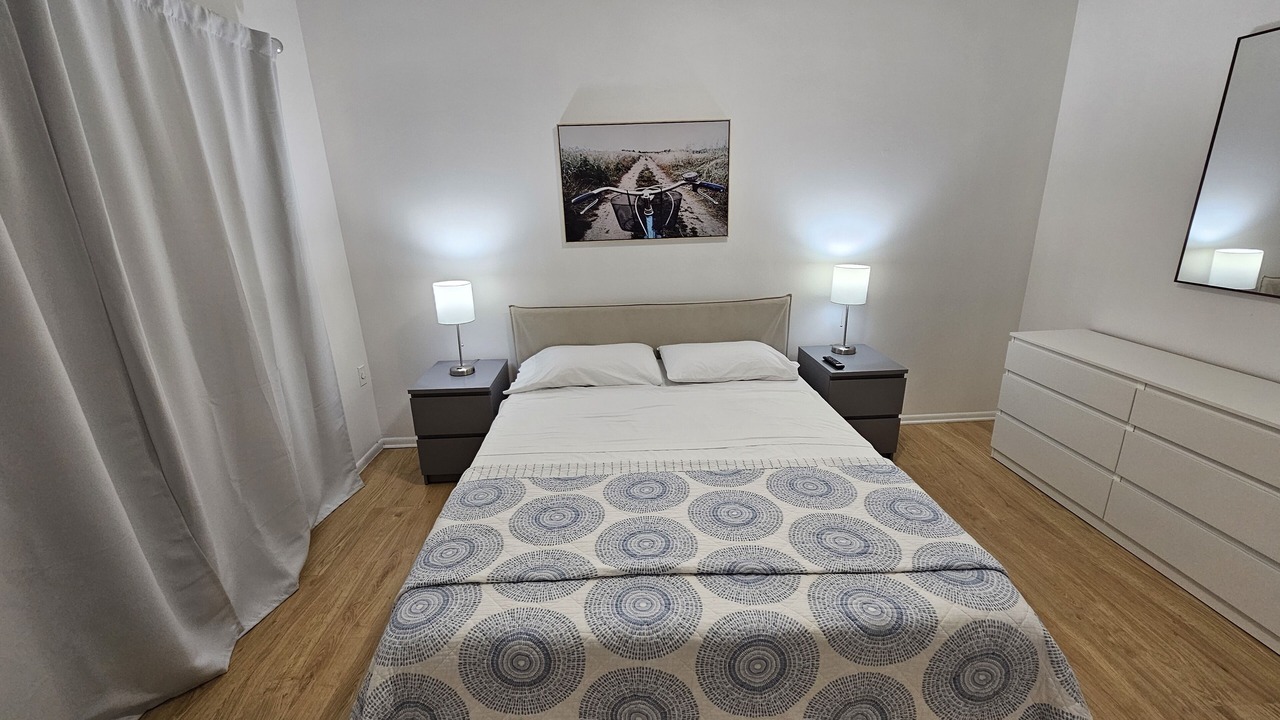 Photo of Bedroom in Sunrise