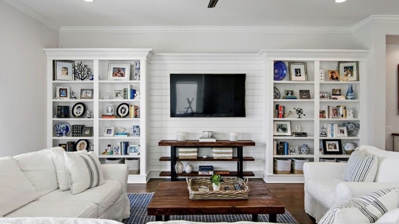 Photo of Livingroom in Redington Beach