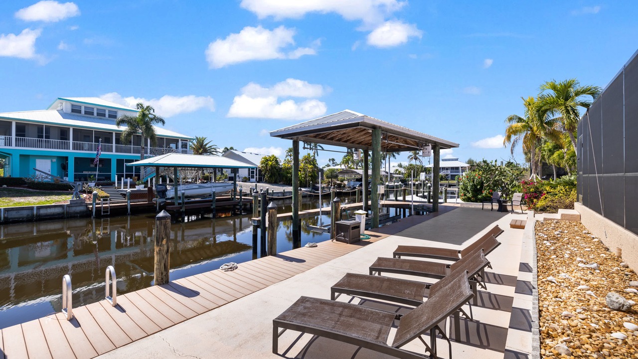 Photo of Outdoor in Manatee Bay