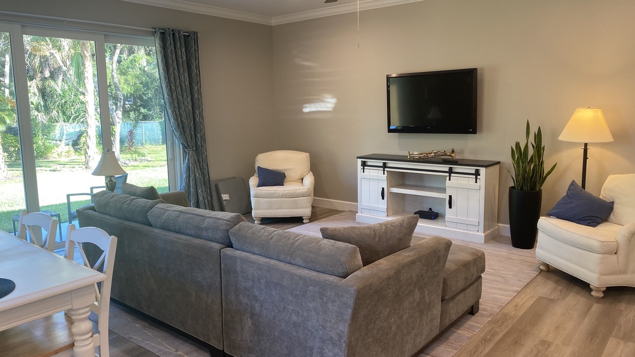 Photo of Livingroom in North Naples
