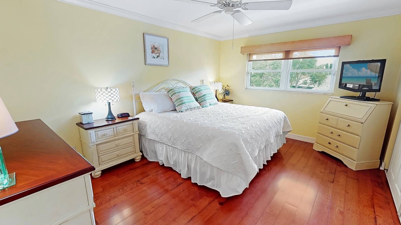 Photo of Bedroom in Siesta Key