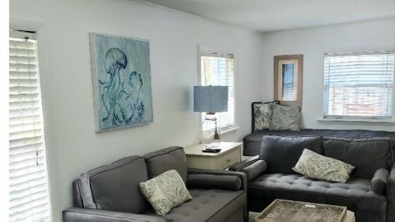 Photo of Bedroom in Briny Breezes