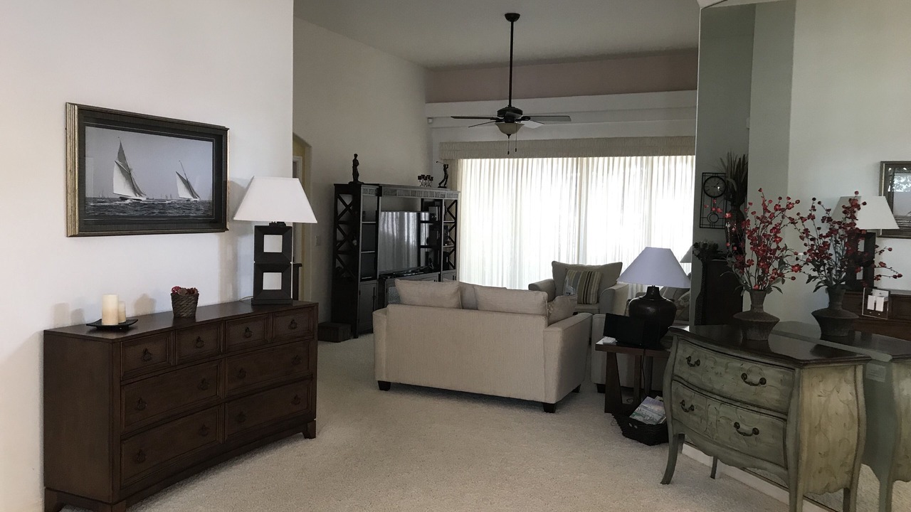 Photo of Livingroom in Palmer Ranch