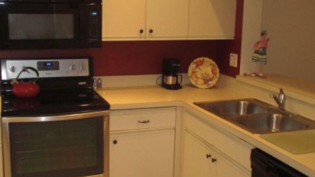 Photo of Kitchen in Imperial Golf Estates