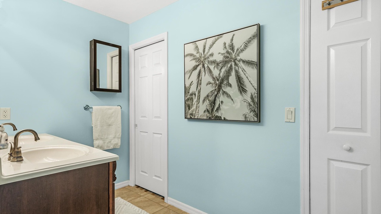 Photo of Bathroom in Cape Coral