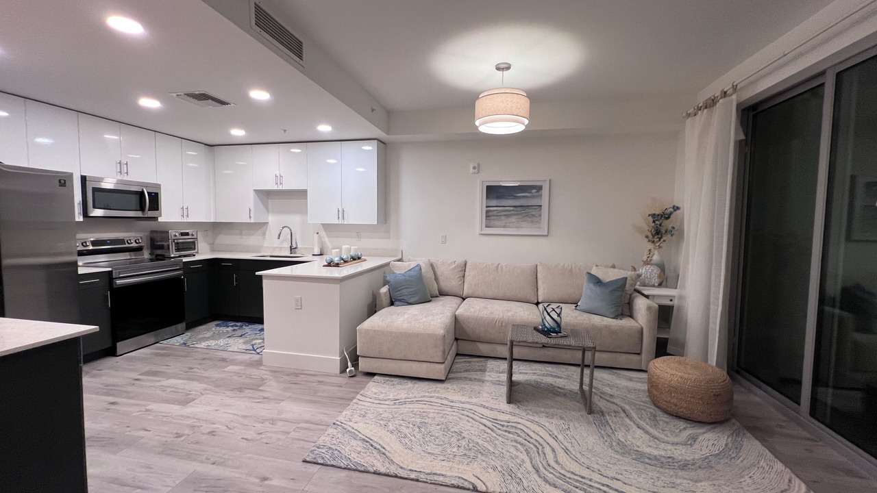 Photo of Livingroom in Central Sarasota