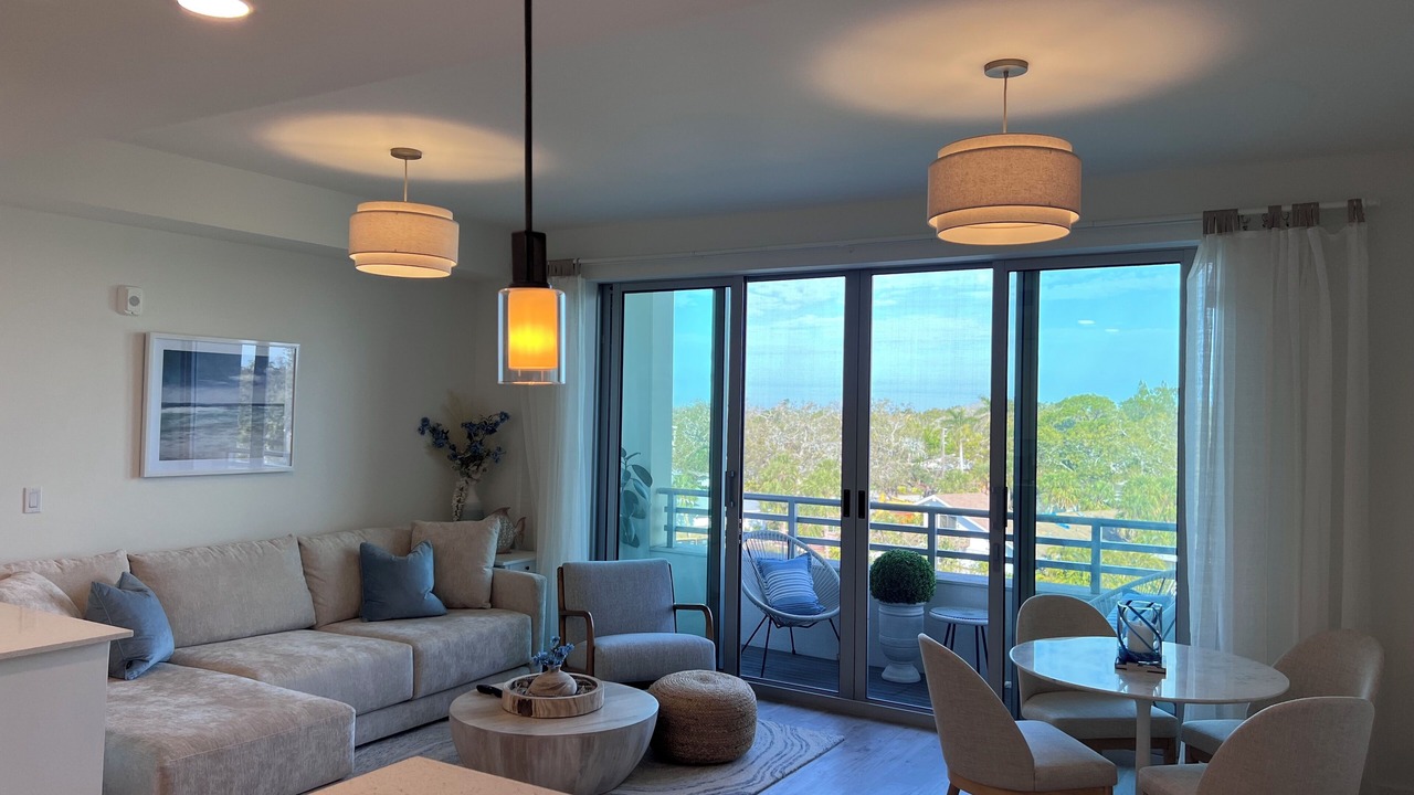 Photo of Livingroom in Central Sarasota