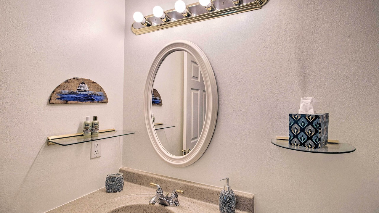 Photo of Bathroom in Sebastian Highlands