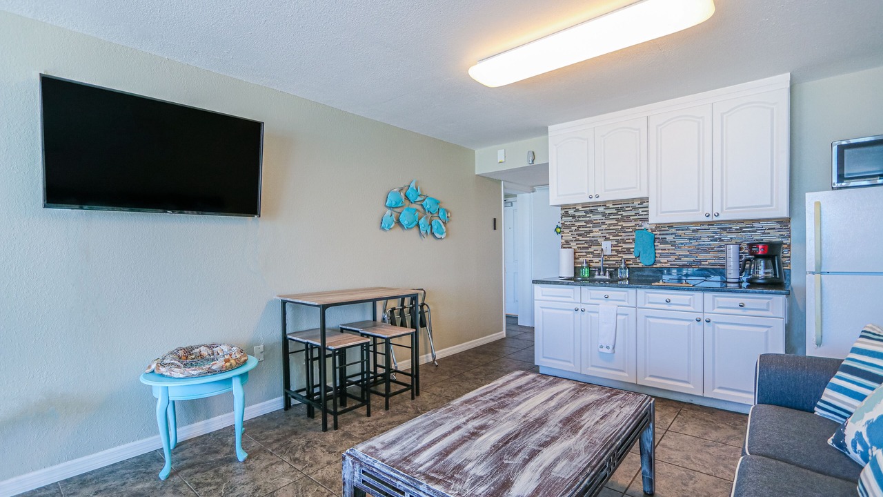Photo of Livingroom in Treasure Island