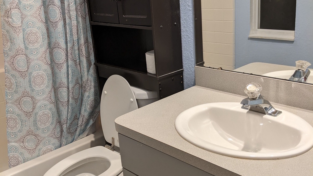 Photo of Bathroom in Englewood East