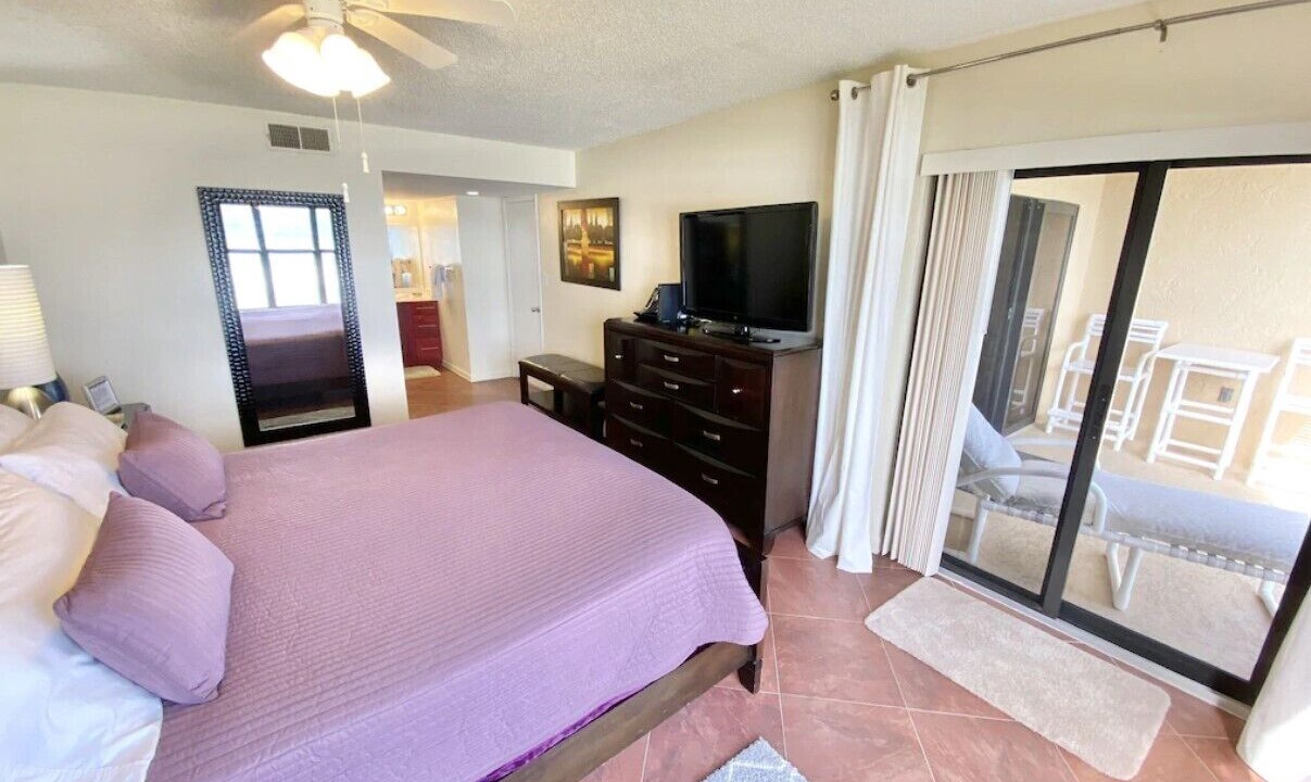 Photo of Bedroom in Hutchinson Island South