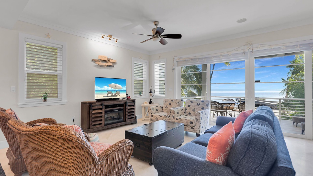 Photo of Livingroom in Islamorada