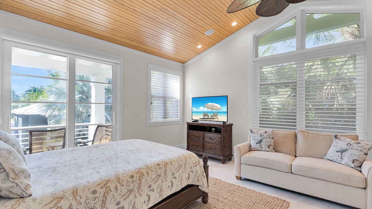 Photo of Bedroom in Islamorada