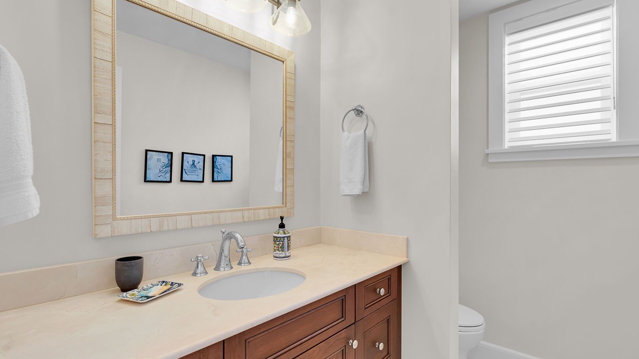 Photo of Bathroom in Islamorada