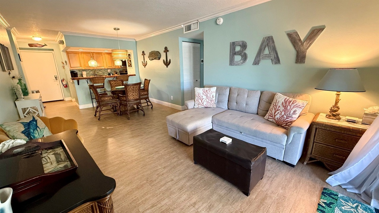 Photo of Livingroom in Islamorada