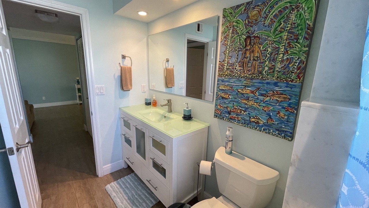 Photo of Bathroom in Islamorada