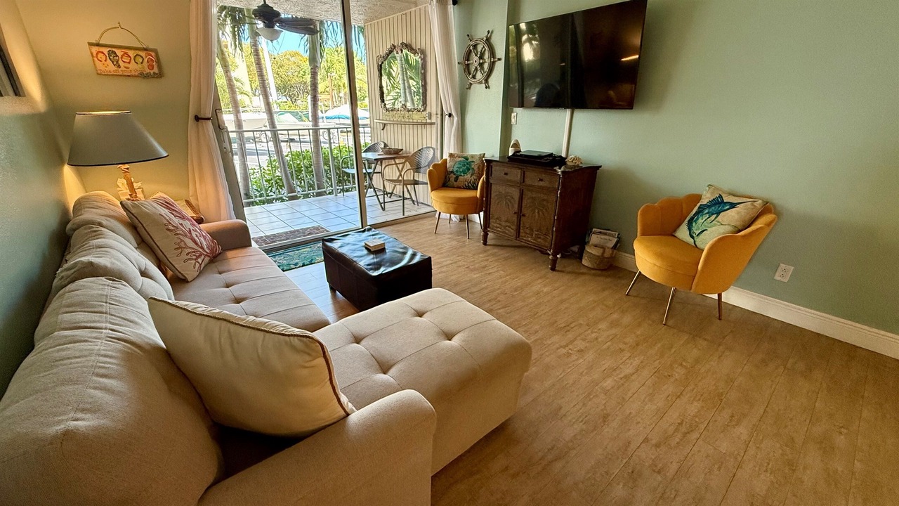 Photo of Livingroom in Islamorada