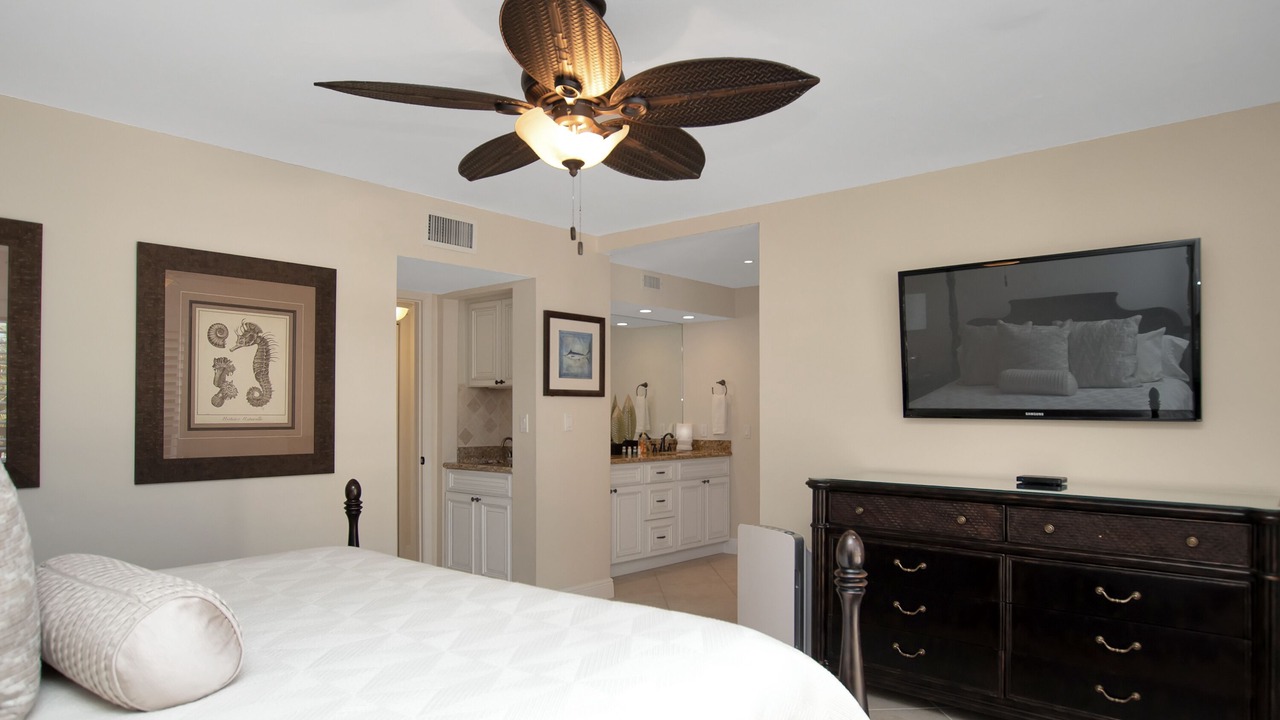 Photo of Bedroom in Islamorada