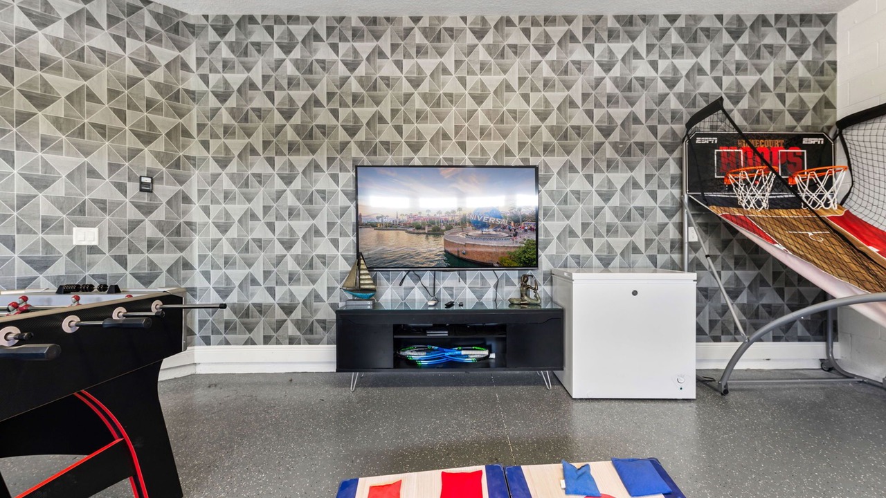 Photo of Bedroom in Bay Lake