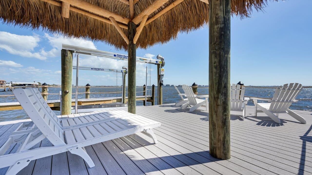Photo of Patio Balcony in Yacht Club