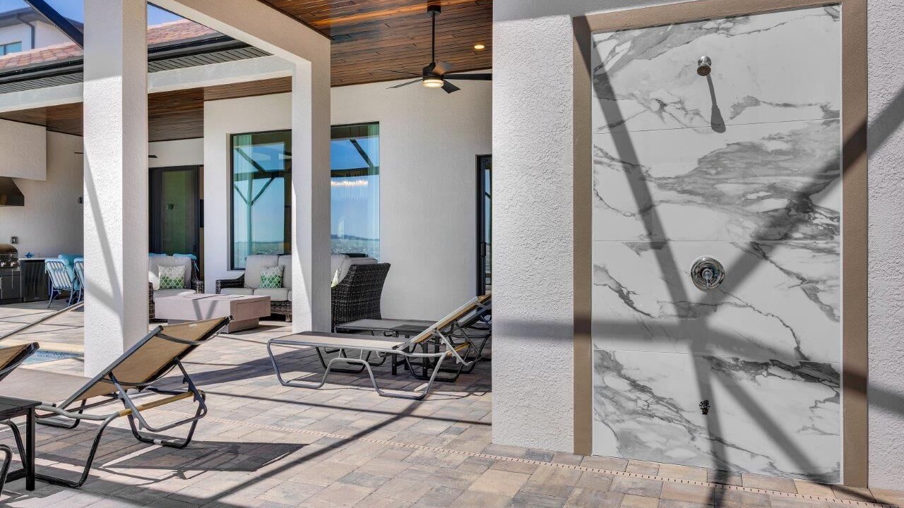 Photo of Patio Balcony in Yacht Club
