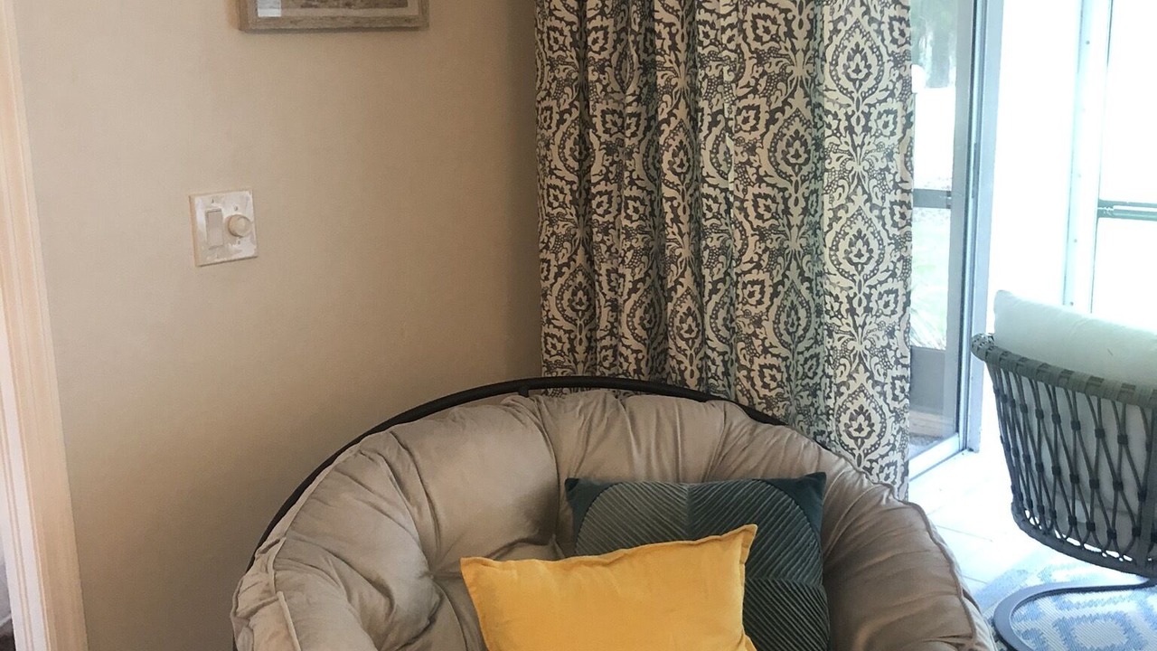 Photo of Livingroom in Biggar