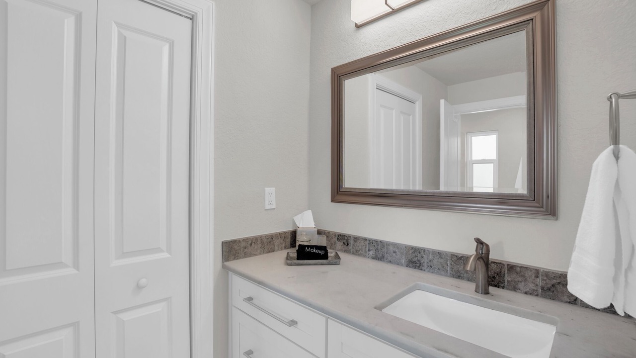 Photo of Bathroom in Yacht Club