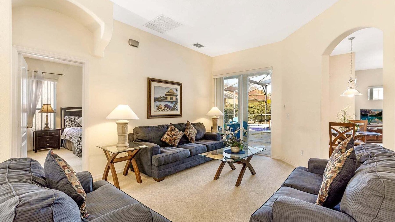 Photo of Livingroom in Tuscan Hills
