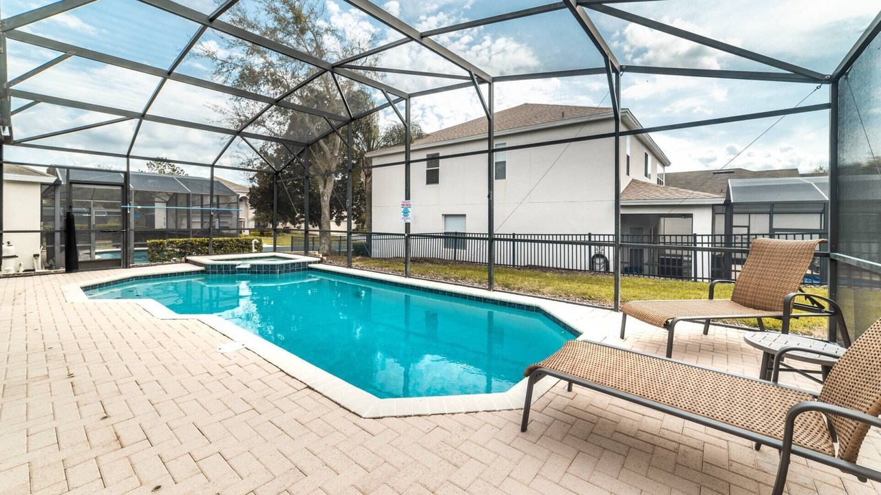 Photo of Outdoor in Windsor Hills