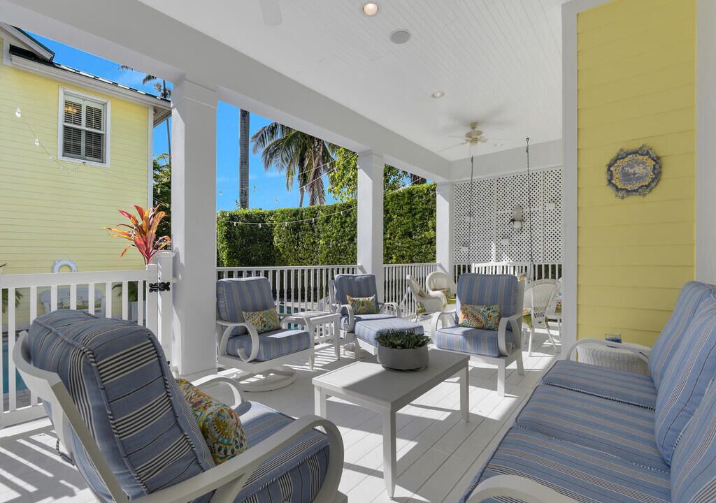 Photo of Patio Balcony in Old Naples