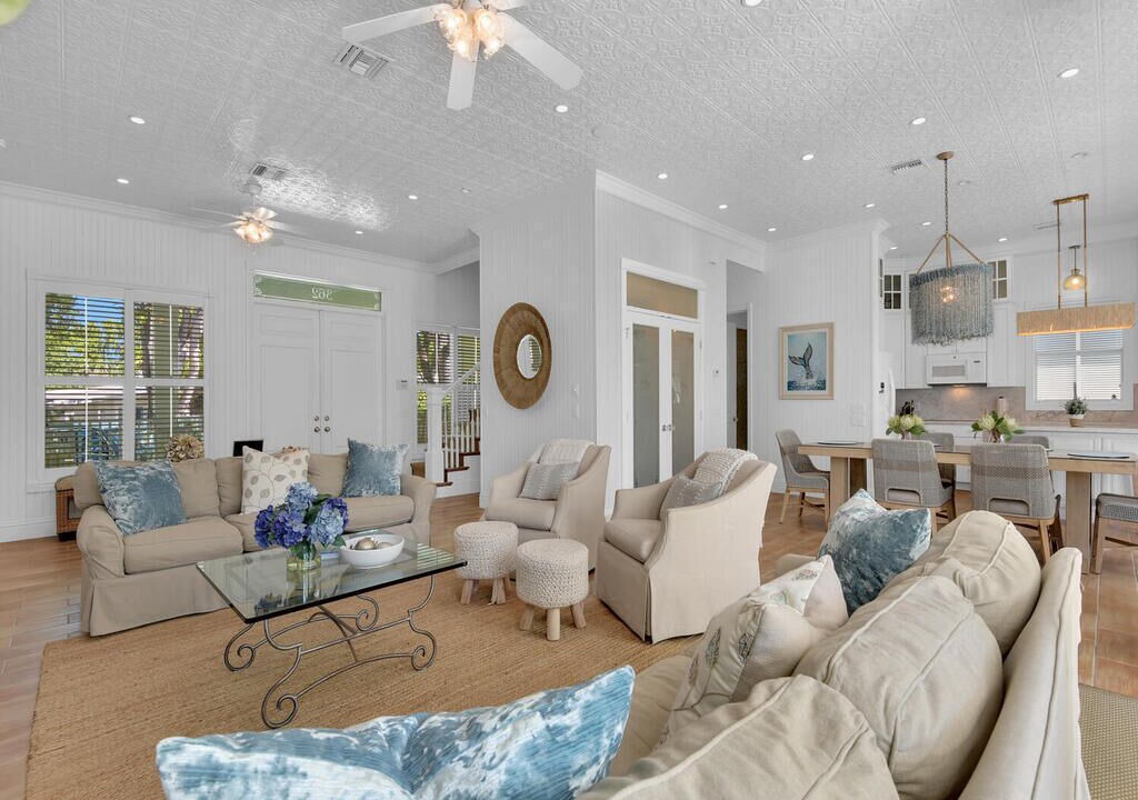 Photo of Livingroom in Old Naples