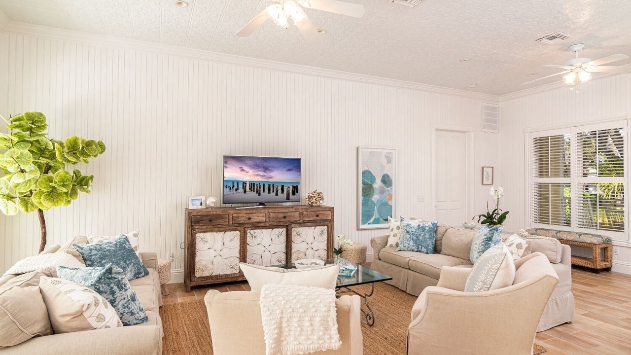 Photo of Livingroom in Old Naples